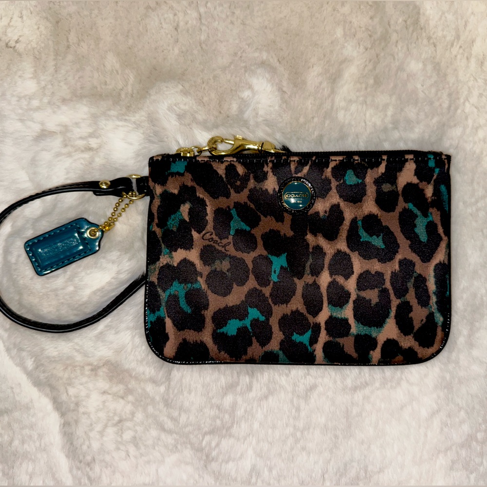 Coach Wristlet - Leopard Print